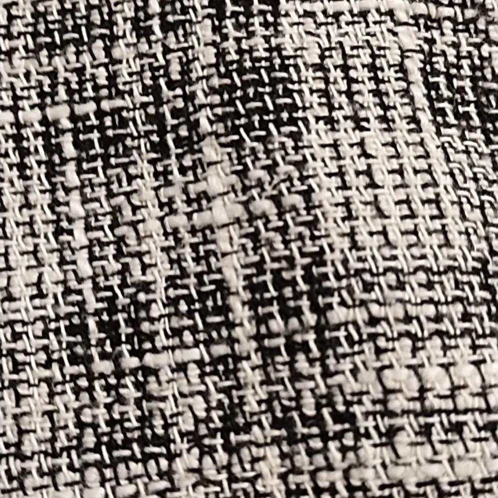 Zara textured raw